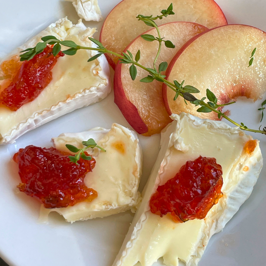 Brie and Peach Crostini with Pepper Jelly at The Little Shop of Olive Oils